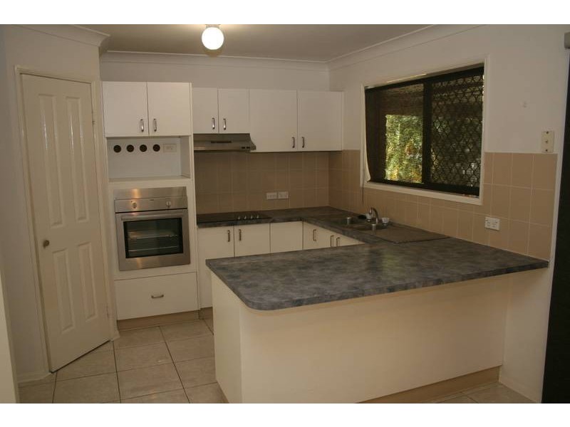 30 Indica Crescent, Regents Park QLD 4118