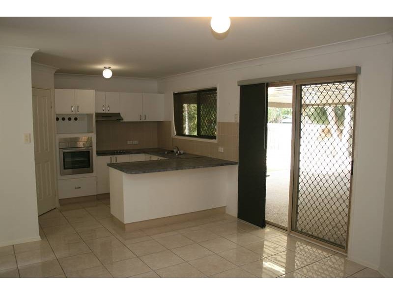 30 Indica Crescent, Regents Park QLD 4118