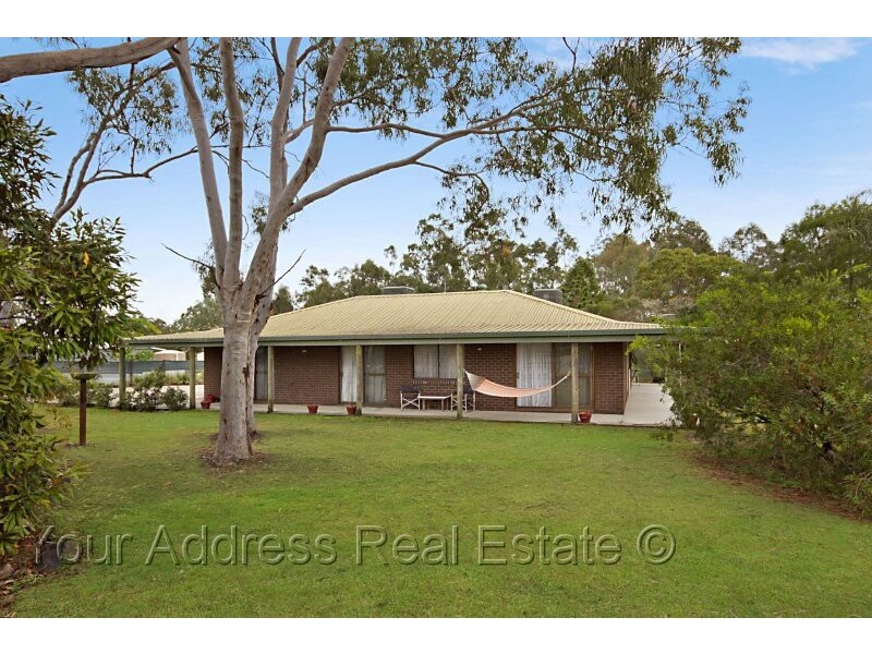 22 Raglan Road, Greenbank QLD 4124