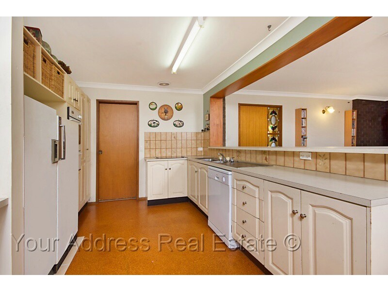 22 Raglan Road, Greenbank QLD 4124