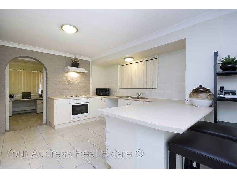 23 Bywater Street, Hillcrest QLD 4118