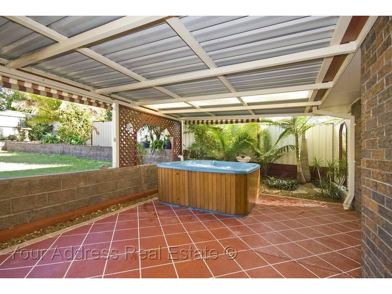 111 Estramina Road, Regents Park QLD 4118