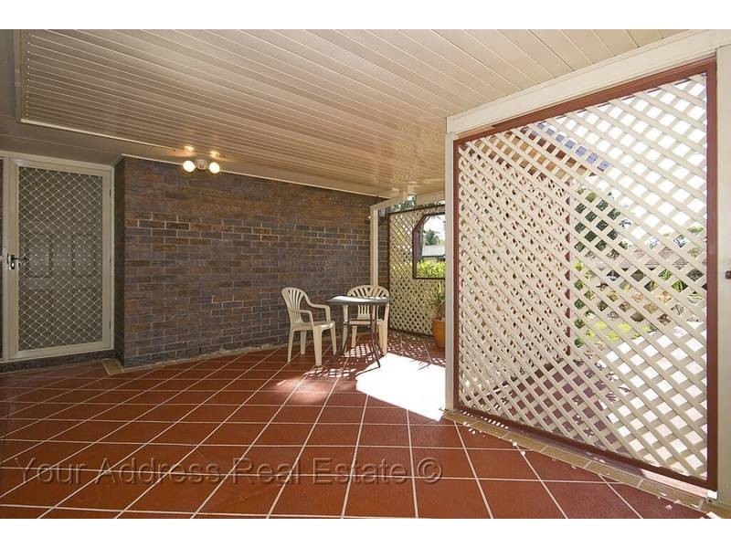 111 Estramina Road, Regents Park QLD 4118