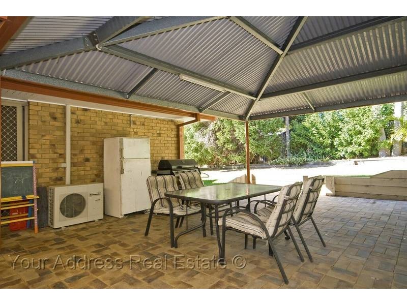16 Karingal Court, Boronia Heights QLD 4124
