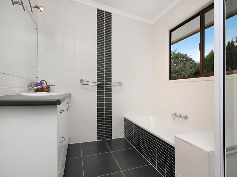 128 Talinga Drive, Park Ridge QLD 4125
