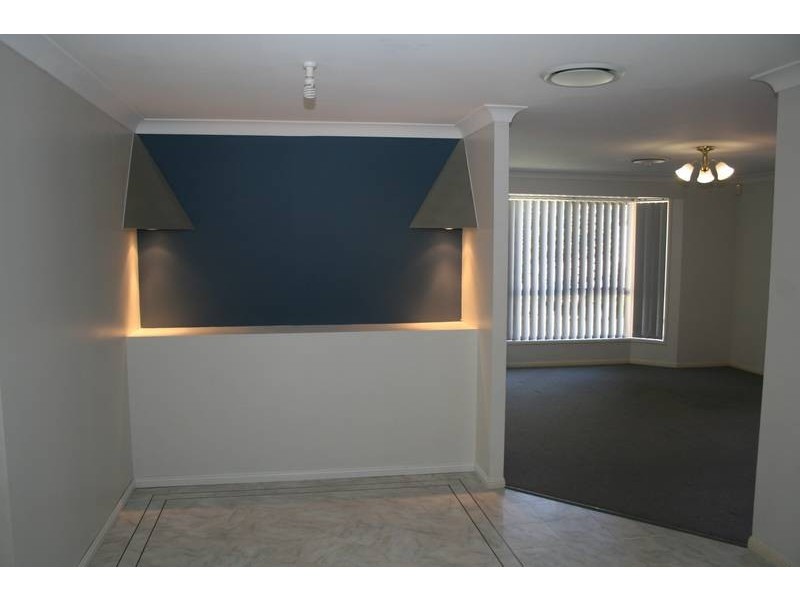 9 Felix Court, Crestmead QLD 4132