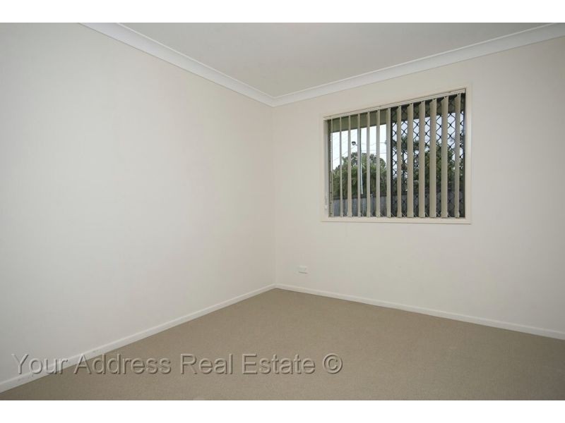 10 Penfold Street, Hillcrest QLD 4118