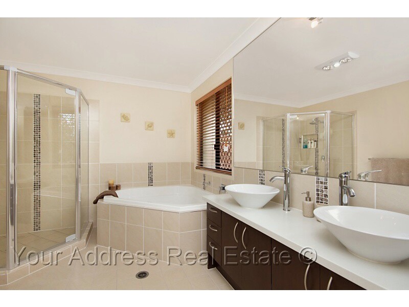 167 Spinebill Drive, Greenbank QLD 4124