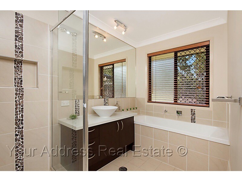 167 Spinebill Drive, Greenbank QLD 4124