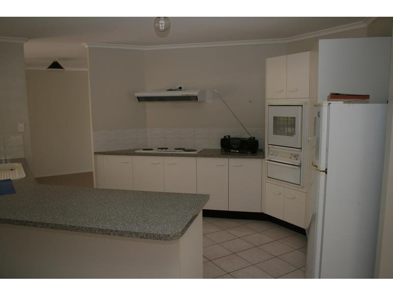 61 Federation Drive, Hillcrest QLD 4118