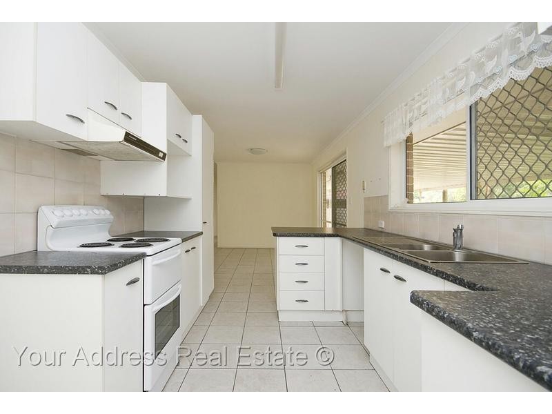 19 Penfold Street, Hillcrest QLD 4118