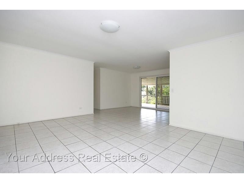 19 Penfold Street, Hillcrest QLD 4118