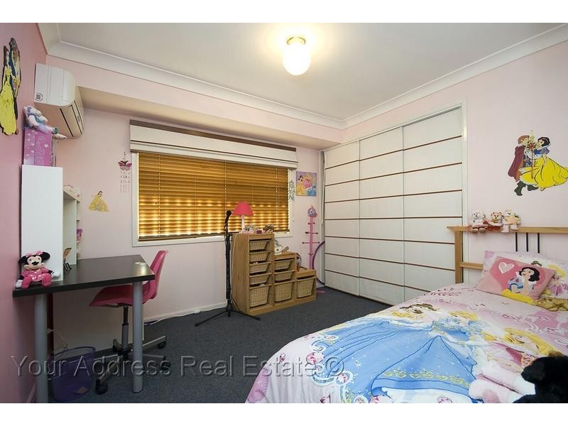 18 Lutton Court, Boronia Heights QLD 4124