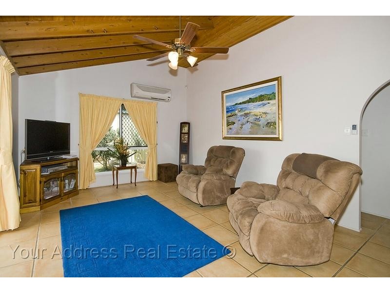 30 Cianthus Street, Regents Park QLD 4118