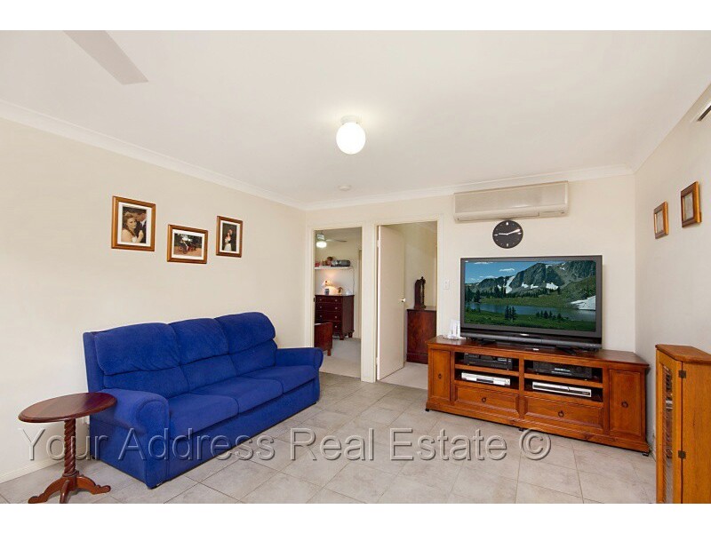 55 Solandra Circuit, Regents Park QLD 4118