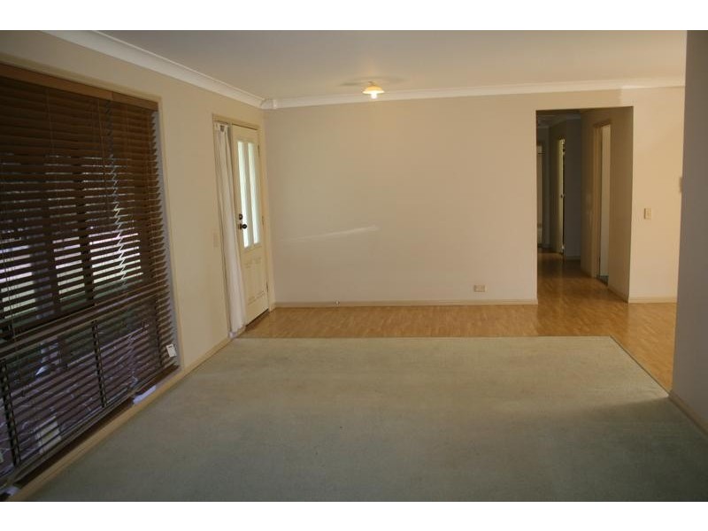 73 Horseshoe Crescent, New Beith QLD 4124