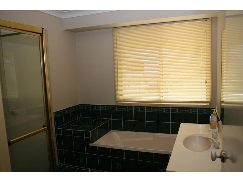 73 Horseshoe Crescent, New Beith QLD 4124