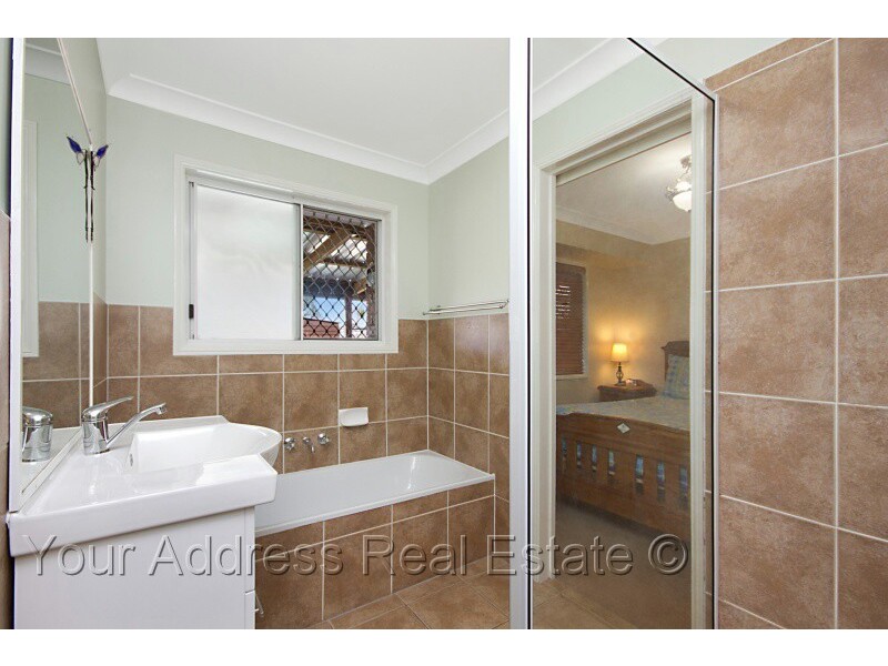 4 Ari Street, Marsden QLD 4132