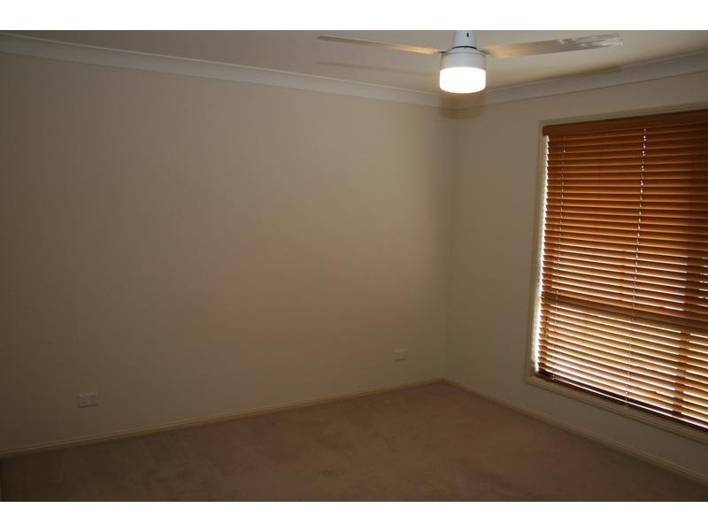 9 Ethan Court, Crestmead QLD 4132