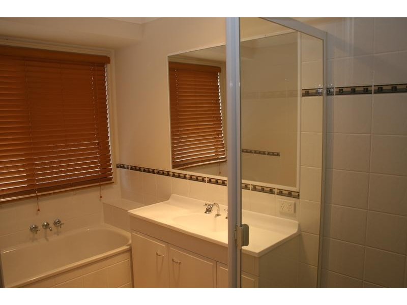 9 Ethan Court, Crestmead QLD 4132