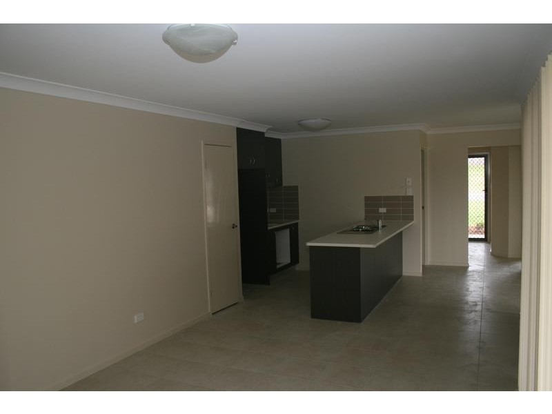 14 Serenity Court, Crestmead QLD 4132