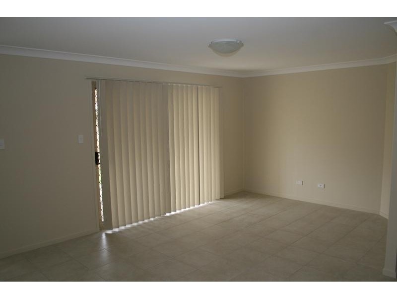 16 Serenity Court, Crestmead QLD 4132