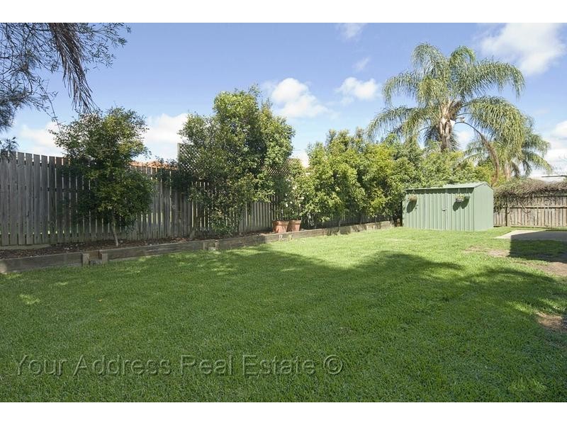 67 Bushland Drive, Regents Park QLD 4118