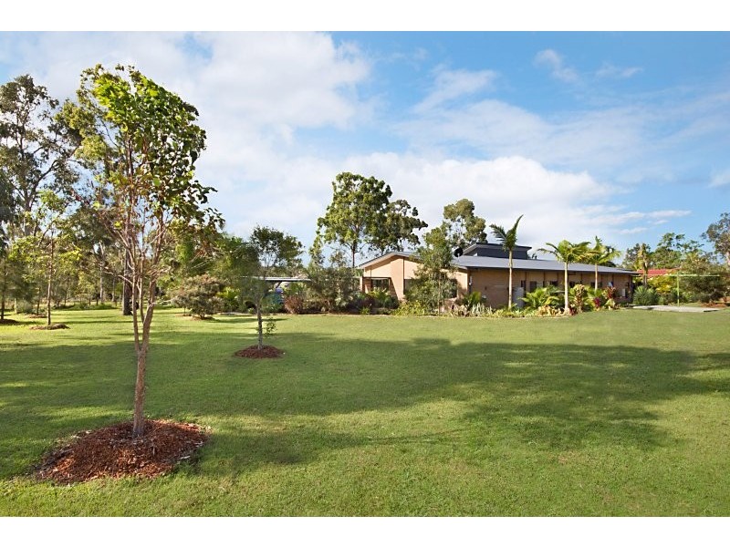 16 Dianella Court, New Beith QLD 4124