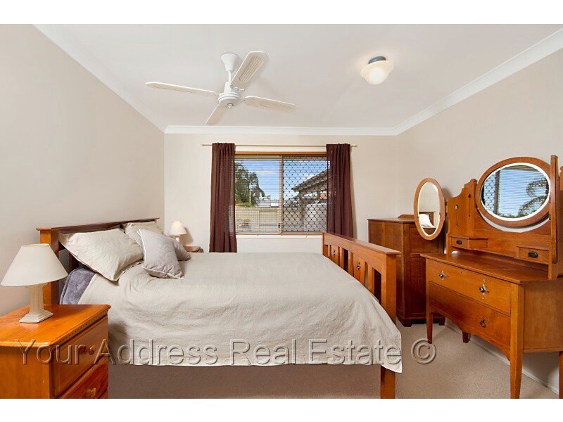 73 Bushland Drive, Regents Park QLD 4118