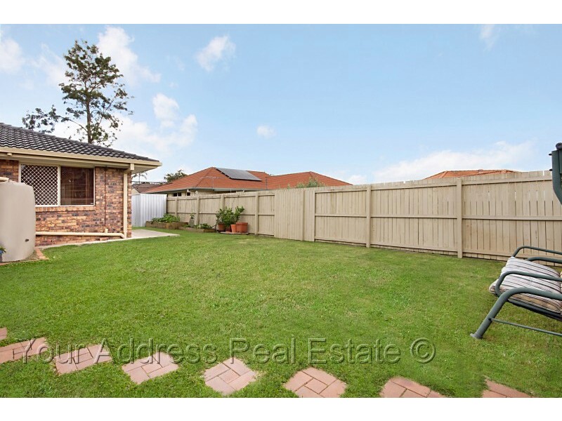 73 Bushland Drive, Regents Park QLD 4118