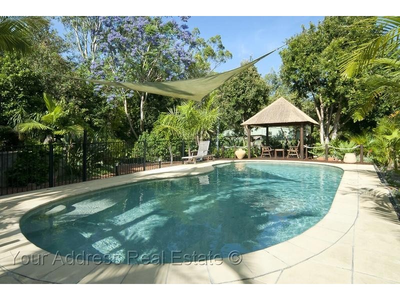 15 Penda Road, Park Ridge South QLD 4125