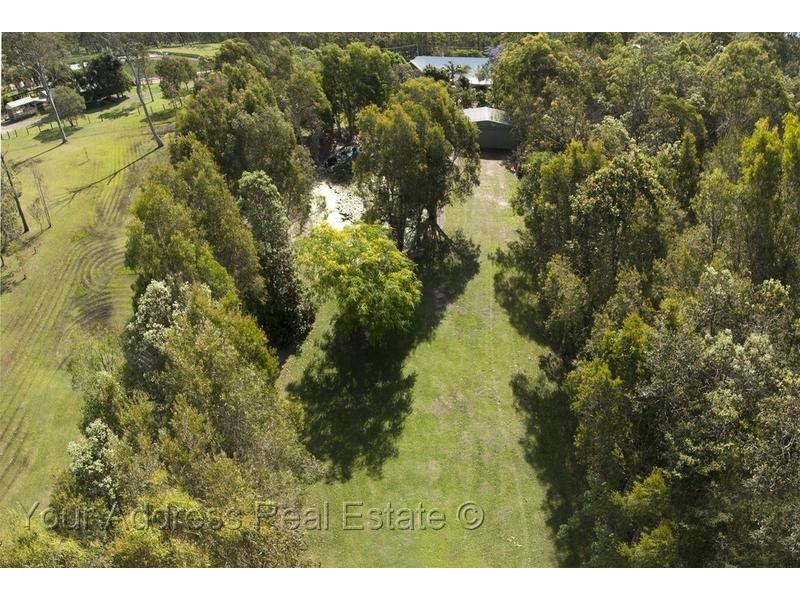 15 Penda Road, Park Ridge South QLD 4125
