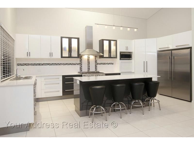 20 Goldfinch Court, Greenbank QLD 4124