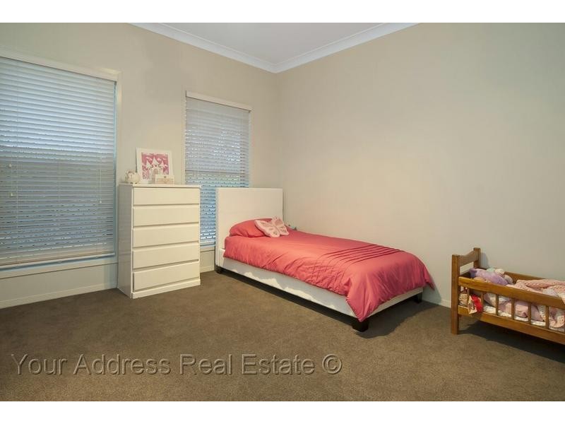 20 Goldfinch Court, Greenbank QLD 4124