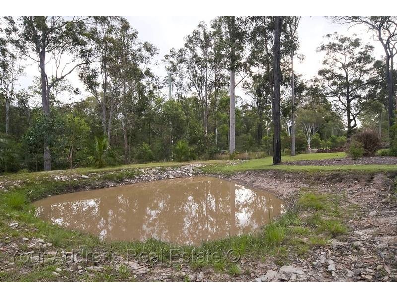 20 Goldfinch Court, Greenbank QLD 4124