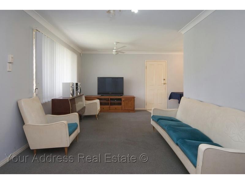 52 Bushland Drive, Regents Park QLD 4118