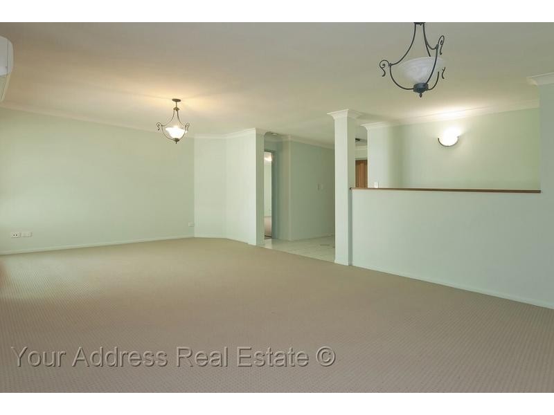 37 Gordonia Drive, Regents Park QLD 4118