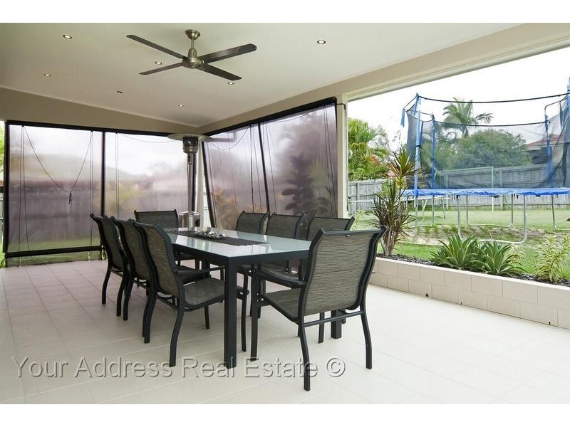 63 Solandra Circuit, Regents Park QLD 4118
