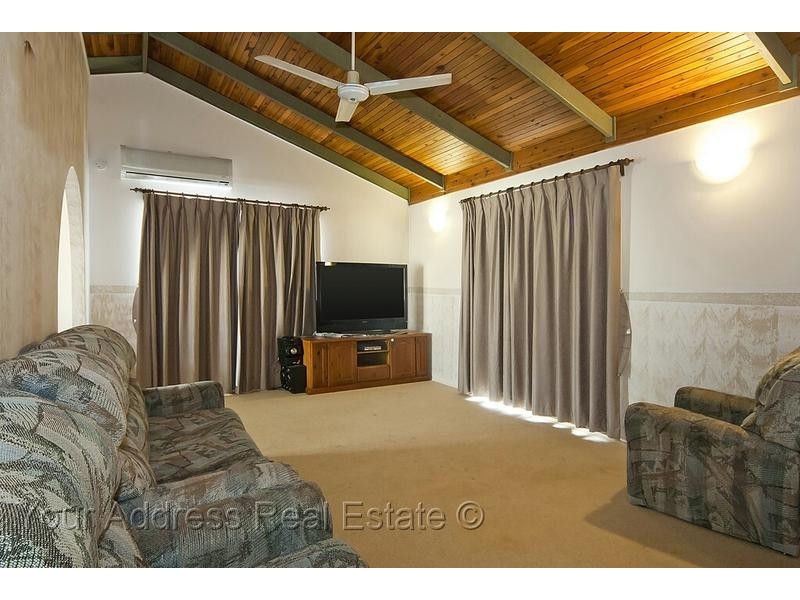 48 Hakari Street, Crestmead QLD 4132