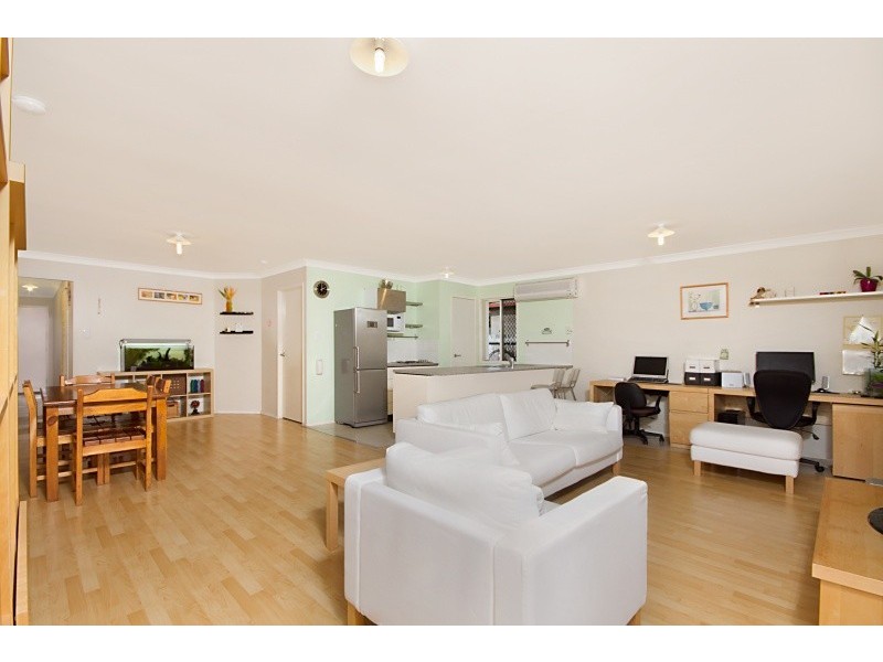 47 Spruce Street, Loganlea QLD 4131