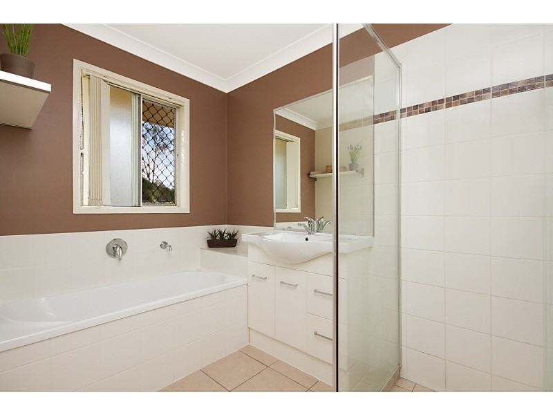 47 Spruce Street, Loganlea QLD 4131