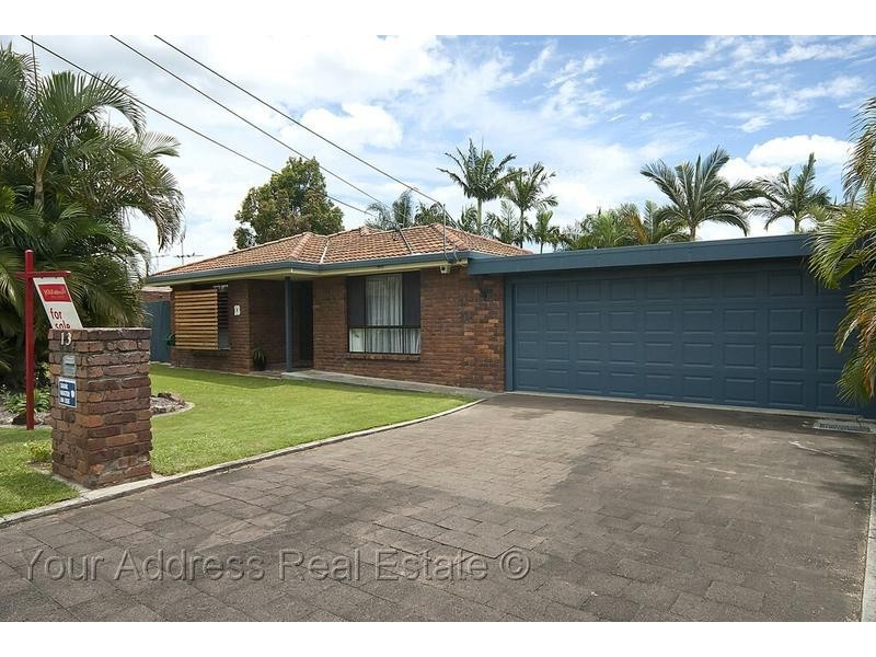 13 Newburn Street, Hillcrest QLD 4118
