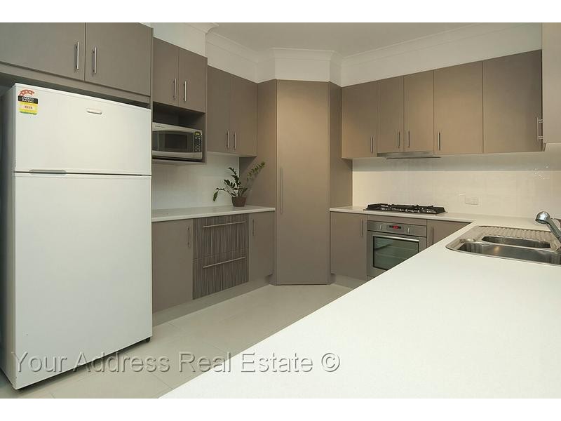 12 Bindarri Close, Waterford QLD 4133