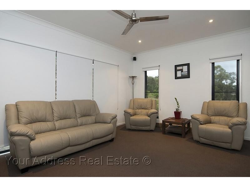 12 Bindarri Close, Waterford QLD 4133