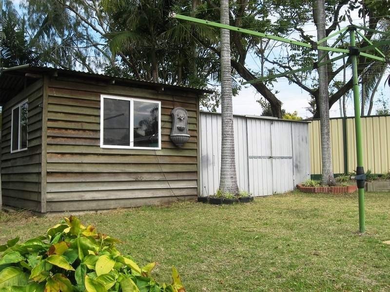 8 Bennett Drive, Regents Park QLD 4118