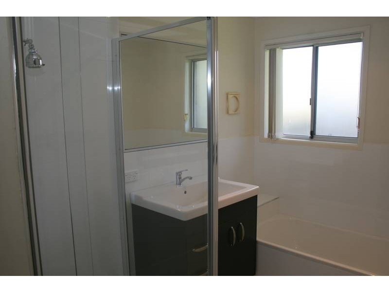 65 Estramina Road, Regents Park QLD 4118