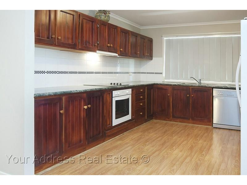 9 Billabong Court, Regents Park QLD 4118