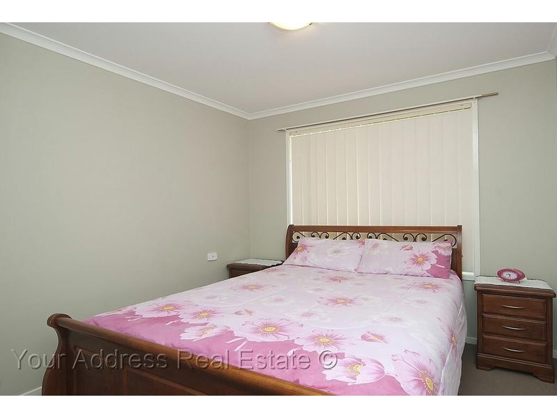 9 Billabong Court, Regents Park QLD 4118