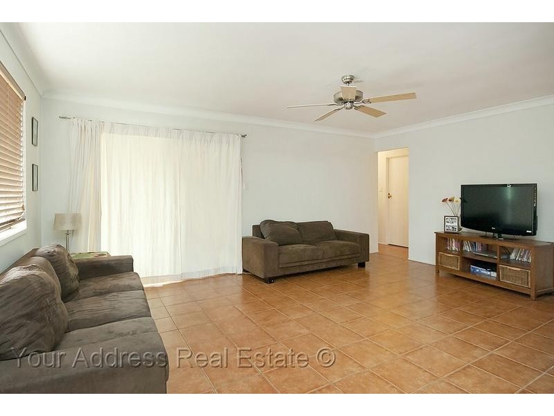80 Parkroyal Crescent, Regents Park QLD 4118