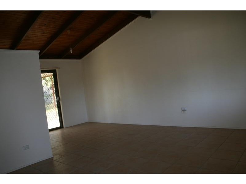 17 Glendale St, Browns Plains QLD 4118